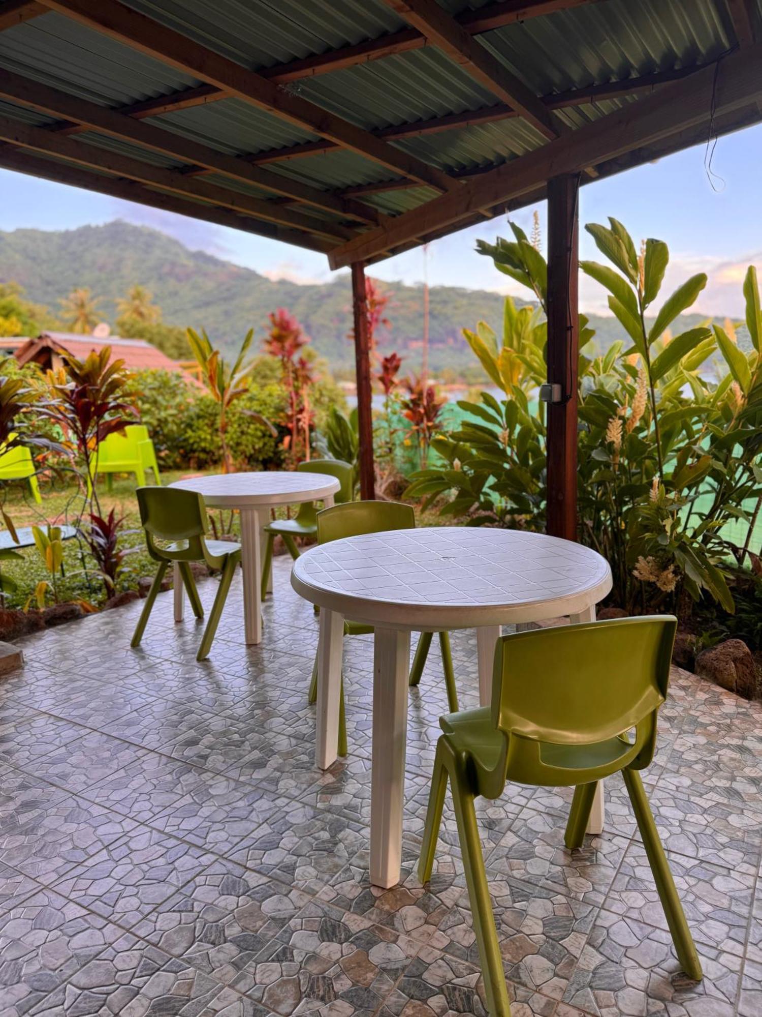 Atiha Fare Arana Moorea Guesthouse מראה חיצוני תמונה