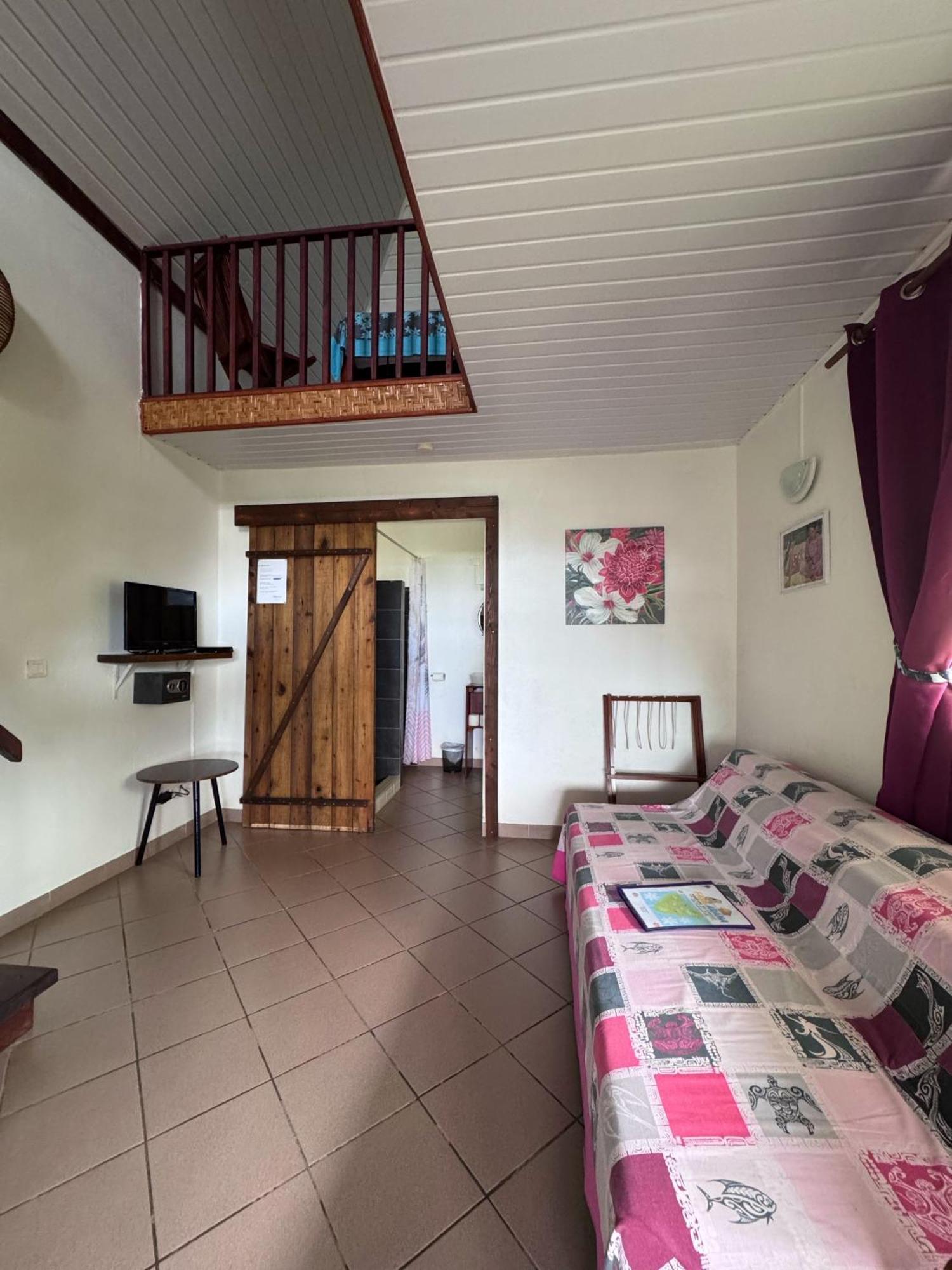 Atiha Fare Arana Moorea Guesthouse חדר תמונה